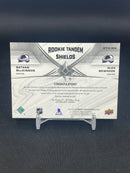 2021 UPPER DECK ULTIMATE - ROOKIE TANDEM SHIELDS - N. MACKINNON / A. NEWHOOK - #RTS-MN - #'D/2 - DUAL RELIC