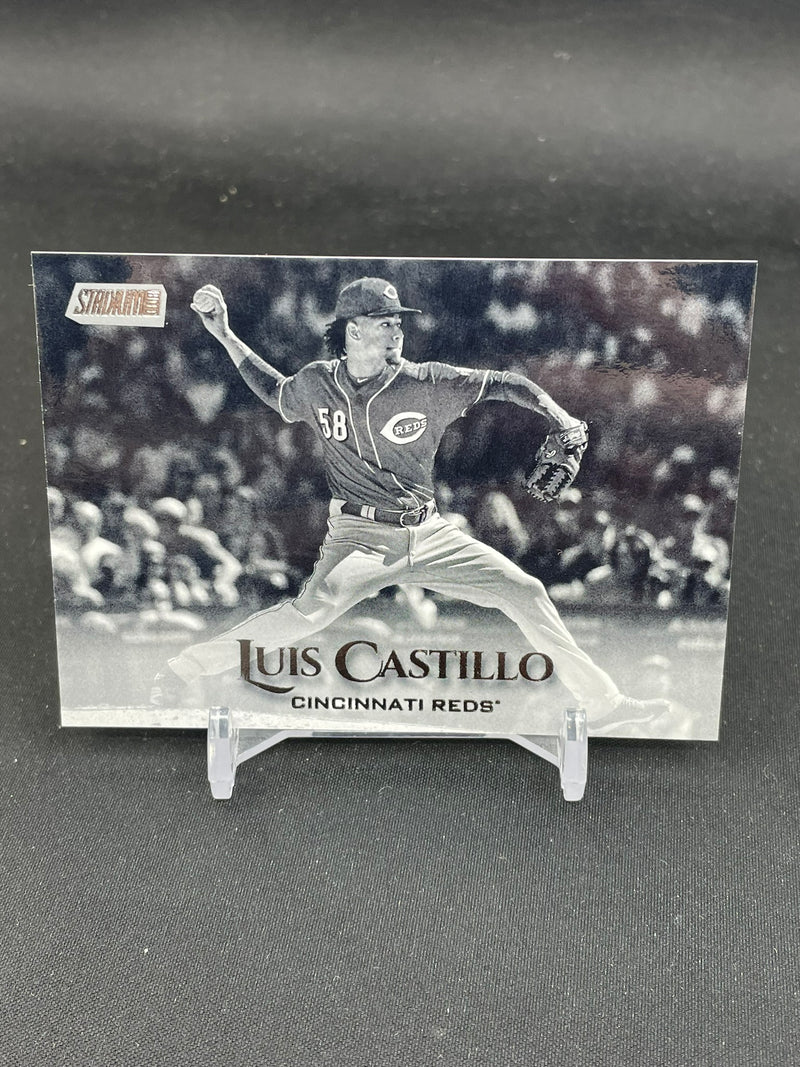 2019 TOPPS STADIUM CLUB - BLACK & WHITE - L. CASTILLO -