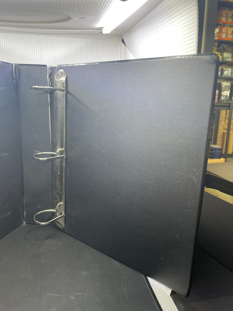 1999 POKEMON WIZARDS OF THE COAST BINDER (IN USED CONDITION)