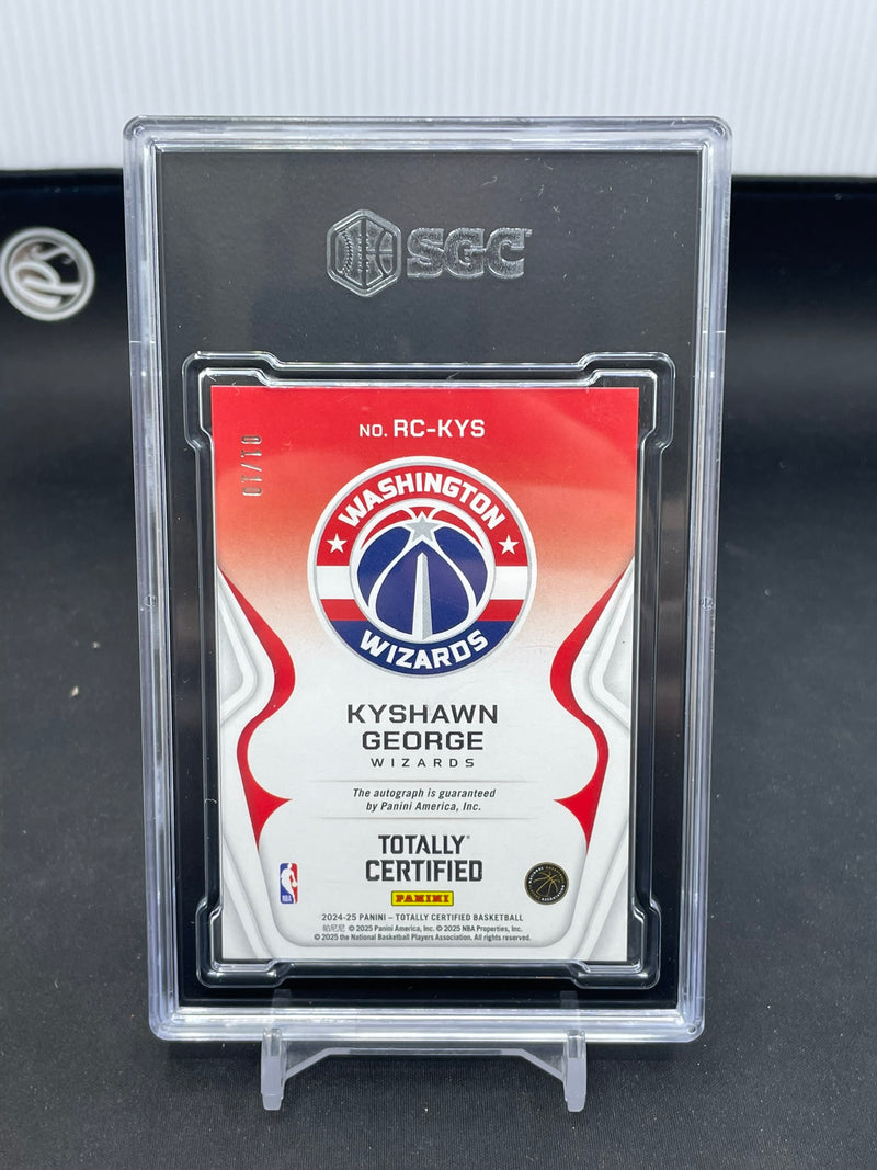 2024 PANINI TOTALLY CERTIFIED - MIRROR PLATINUM GOLD - ROOKIE ROLL CALL - K. GEORGE - #RC-KYS - #'D/10 - AUTOGRAPH - SGC 10 - RC