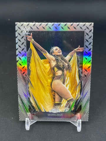 2026 TOPPS CHROME - DIAMOND PLATE REFRACTOR - ARIANNA GRACE - #118