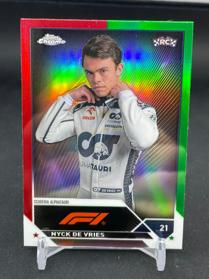 2023 TOPPS CHROME F1 - RED GREEN REFRACTOR - N. DE VRIES -