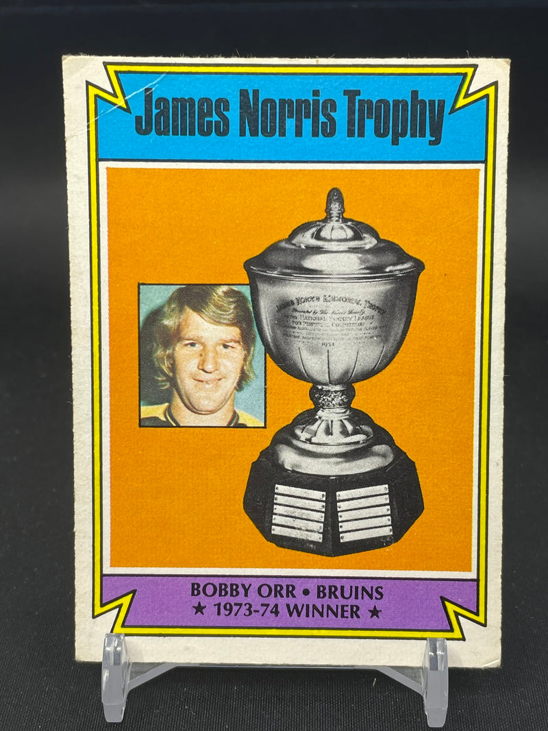 1974 O-PEE-CHEE - JAMES NORRIS TROPHY - B. ORR -