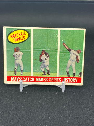 1959 TOPPS BASEBALL THRILLS - ACTION PHOTOS - W. MAYS - #464