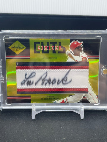 2004 PANINI DONRUSS LEAF LIMITED - GOLD - LIMITED CUTS - L. BROCK - #LC-13 - #'D/20 - RELIC - AUTOGRAPH