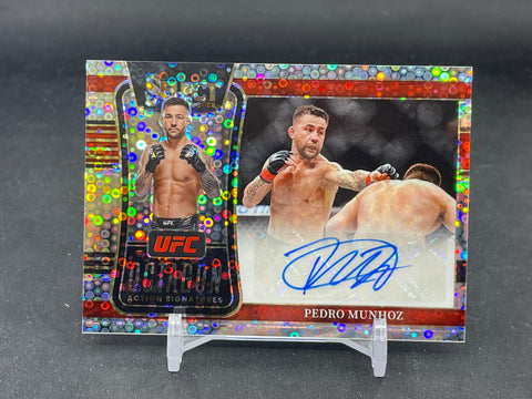2022 PANINI SELECT - DISCO PRIZM - OCTAGON ACTION SIGNATURES - P. MUNHOZ - #OA-PMZ - AUTOGRAPH