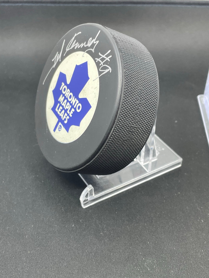 NHL - TORONTO MAPLE LEAFS - TED KENNEDY - AUTOGRAPHED PUCK