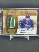 2015 FLEER SHOWCASE - HOT PROSPECTS ROOKIE AUTO PATCH - B. HUTTON - #158 - #'D.499 - RELIC - AUTO - RC