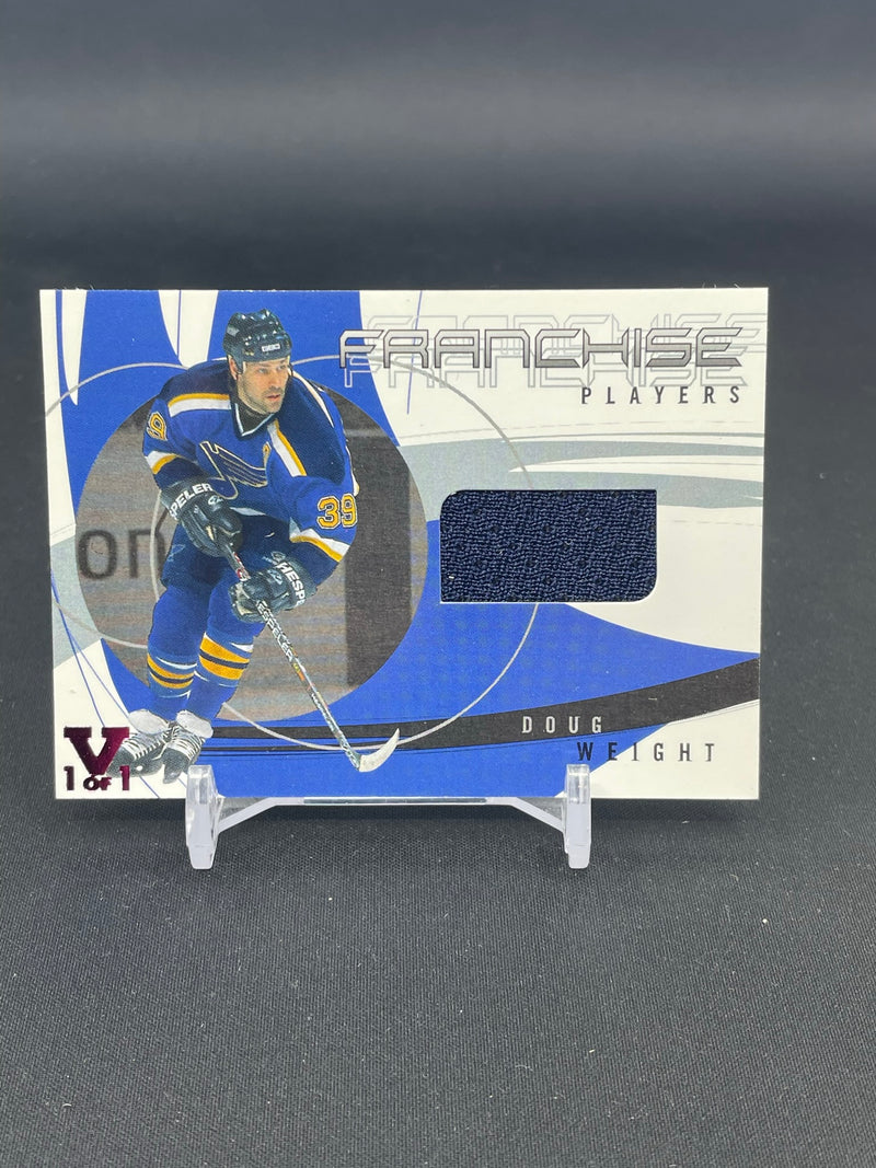 2001 BE A PLAYER SIGNATURE SERIES - D. WEIGHT - RELIC - VAULT 1 OF 1