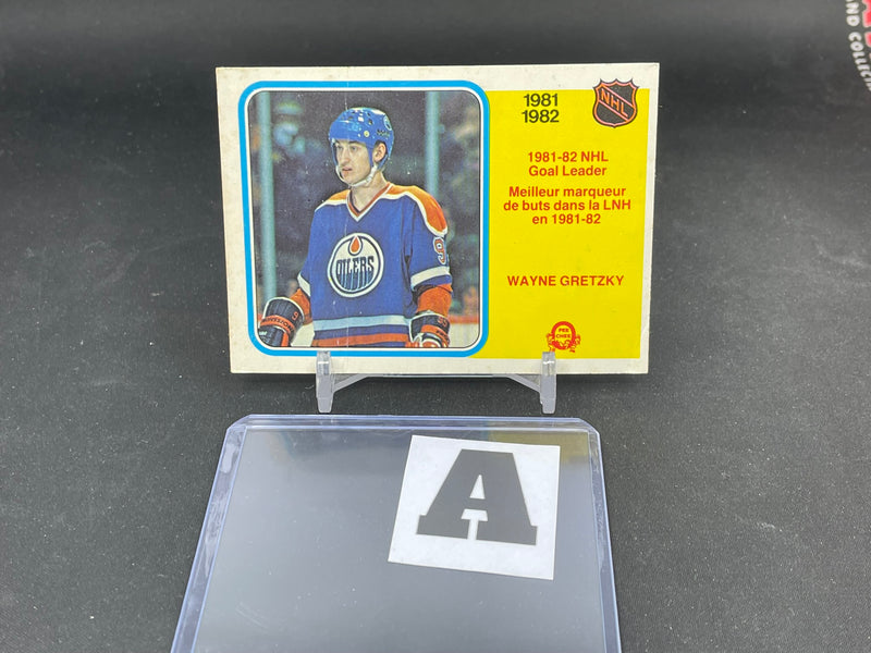 1982 O-PEE-CHEE - 1981-1982 ASSIST LEADER - W. GRETZKY -