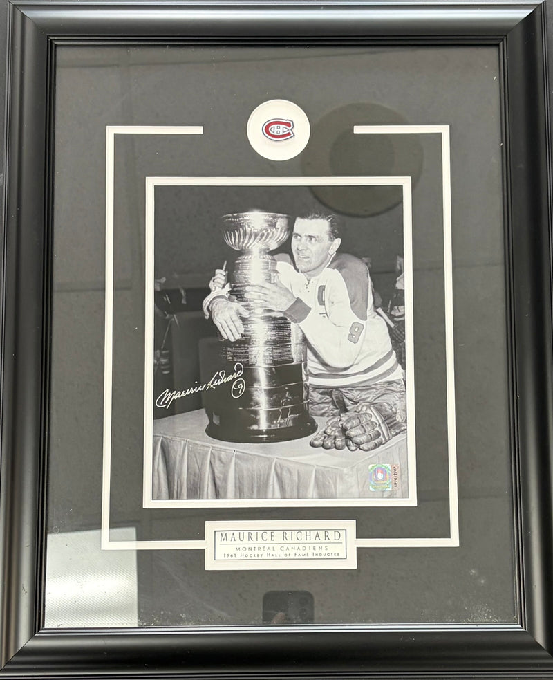 MAURICE RICHARD AUTOGRAPHED FRAMED DISPLAY (SHIPPING NOT AVAILABLE)