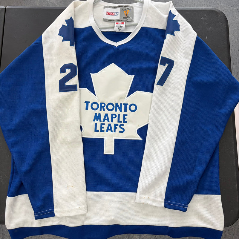 DARRYL SITTLER AUTOGRAPHED TORONTO MAPLE LEAFS JERSEY