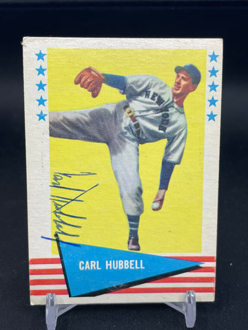 1961 FLEER - BASEBALL GREATS - C. HUBBELL - #45 - SIGNED