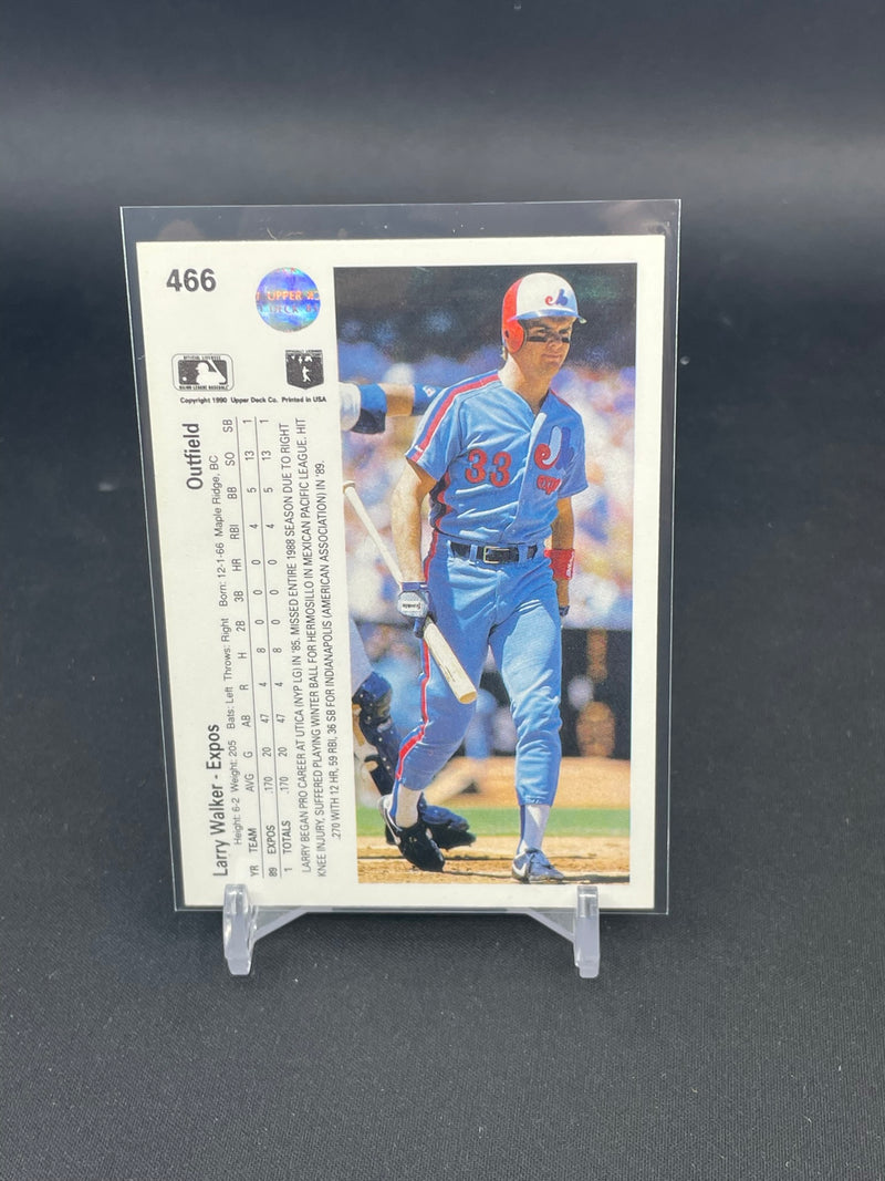 1990 UPPER DECK - L. WALKER -
