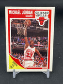 1989 FLEER - SCORING AVERAGE LEADER - M. JORDAN -