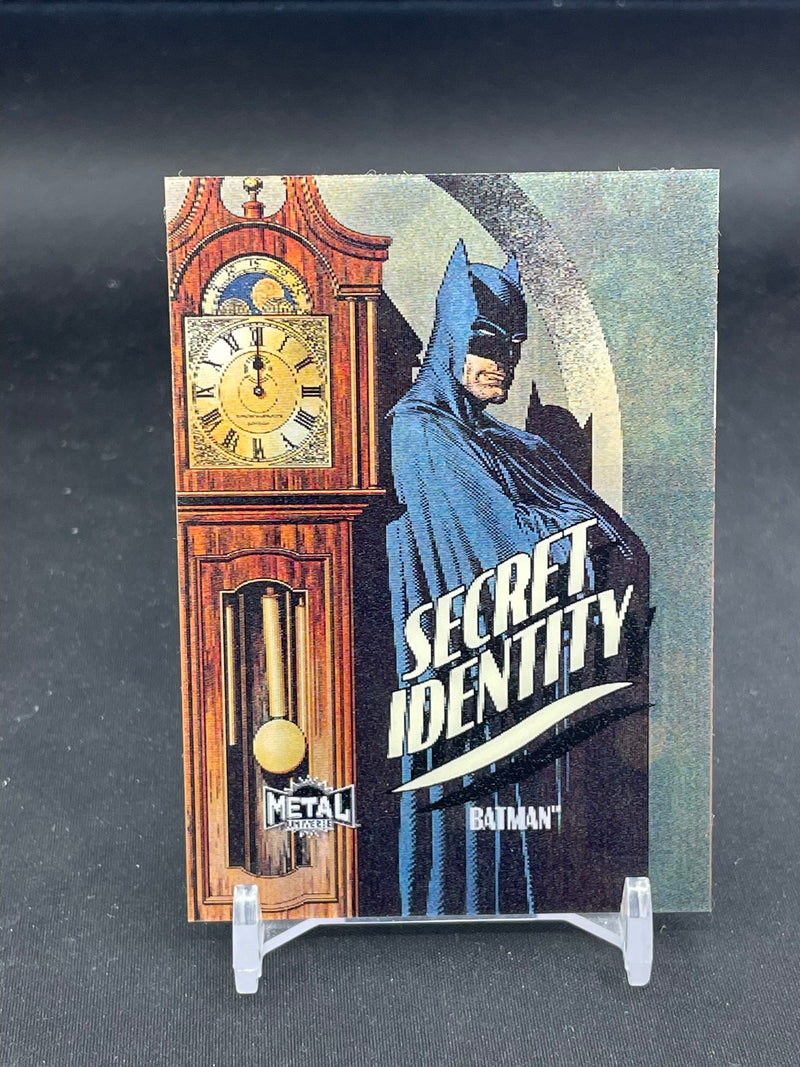 2025 UPPER DECK SKYBOX METAL UNIVERSE - SECRET IDENTITY LENTICULAR - BRUCE WAYNE/BATMAN -