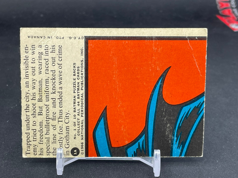 1966 O-PEE-CHEE BATMAN - THE GHOSTLY FOE -