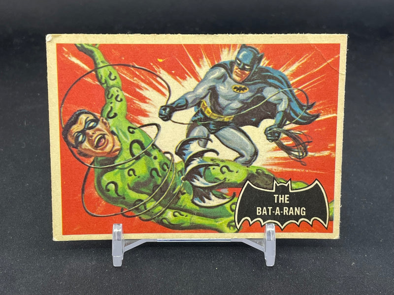 1966 O-PEE-CHEE BATMAN - THE BAT-A-RANG -