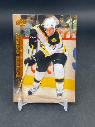 2007 UPPER DECK SERIES TWO - YOUNG GUNS - M. HUNWICK - #457 - RC