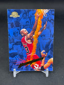 1995 SKYBOX PREMIUM - M. JORDAN -
