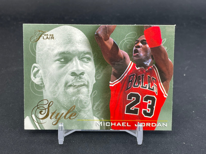 1995 FLEER FLAIR - STYLE - M. JORDAN -