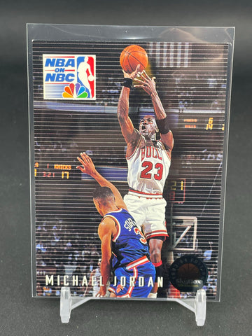 1993 SKYBOX PREMIUM EDITION - M. JORDAN - #14
