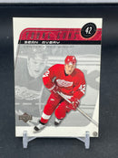 2002 UPPER DECK SERIES ONE - YOUNG GUNS - S. AVERY -