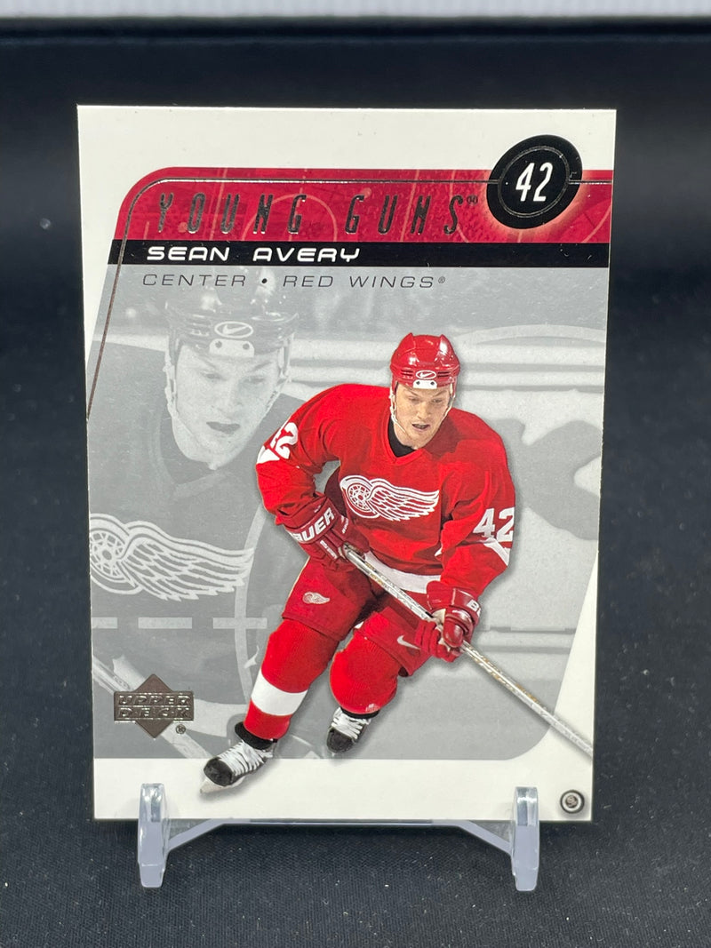 2002 UPPER DECK SERIES ONE - YOUNG GUNS - S. AVERY -