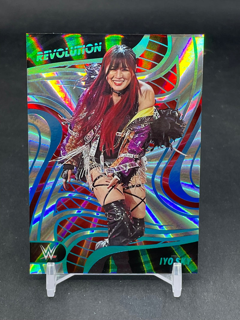 2023 PANINI REVOLUTION WWE - SUNBURST - I. SKY - #25 - #'D/99