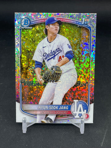 2025 TOPPS BOWMAN CHROME - MINI DIAMOND REFRACTOR - H. JANG - #BCP-51