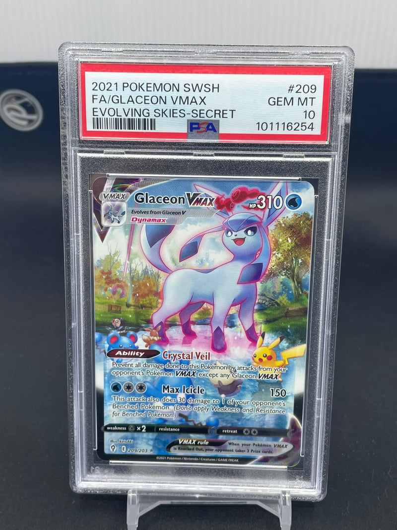 POKEMON - EVOLVING SKIES - GLACEON VMAX - ALTERNATE ART -