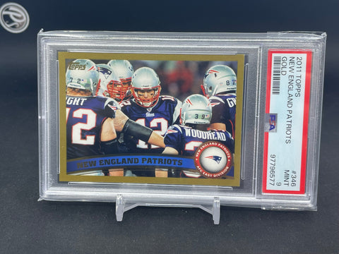 2011 TOPPS - GOLD - NEW ENGLAND PATRIOTS - #346 - #'D/2011 - PSA 9