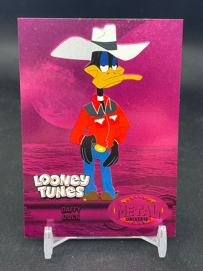 2024 UPPER DECK FLEER RETRO LOONEY TUNES - PINK - RETRO METAL UNIVERSE - DAFFY DUCK - #RMU-35 - #'D/300