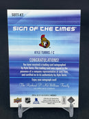 2015 UPPER DECK SP AUTHENTIC - SIGN OF THE TIMES - K. TURRIS -