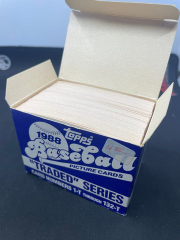 1988 TOPPS TRADED - COMPLETE SET - #1T-132T