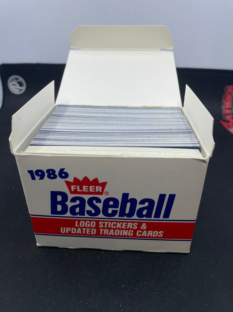 1986 FLEER BASEBALL UPDATED - 22 LOGO STICKERS & 132 CARDS - COMPLETE