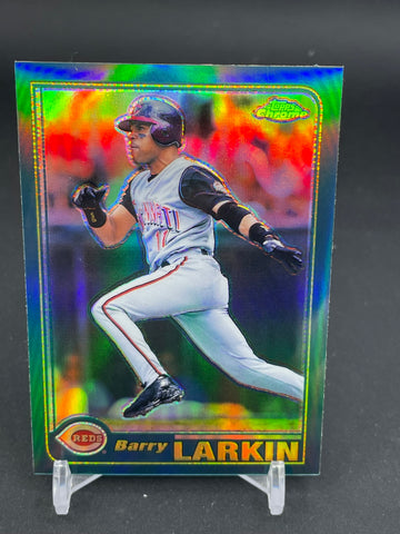 2001 TOPPS CHROME - REFRACTOR - B. LARKIN - #149