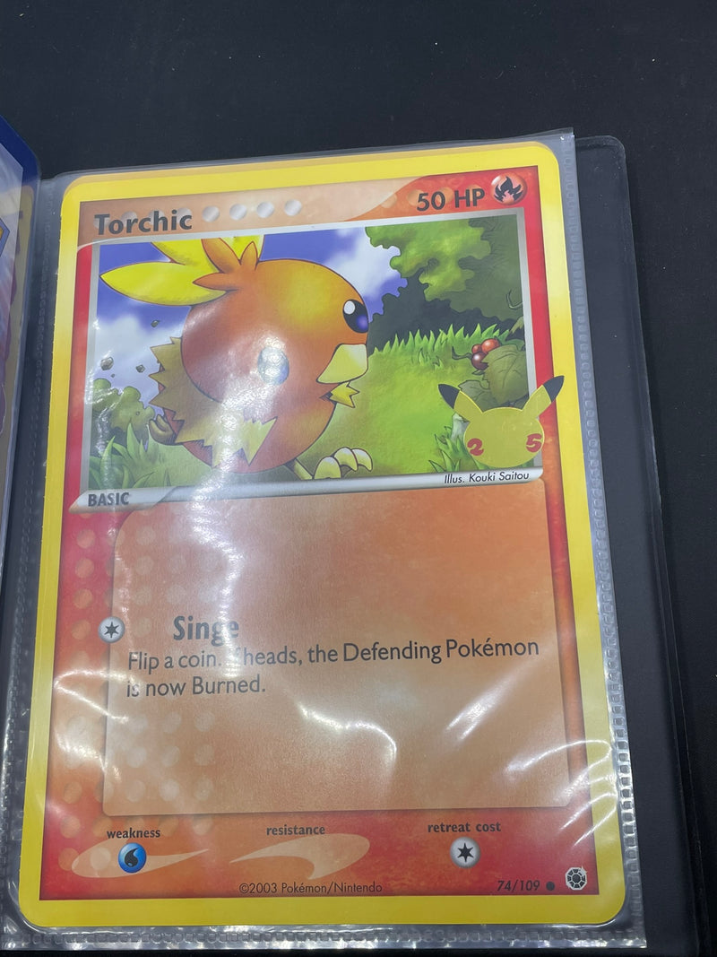 POKEMON CELEBRATIONS JUMBO CARD COLLECTION WITH BINDER