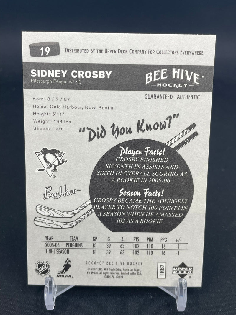 2006 BEE HIVE - S. CROSBY -
