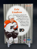 2012 FLEER RETRO - PLAYMAKER THEATER - E. LINDROS - #14 - #'D/100