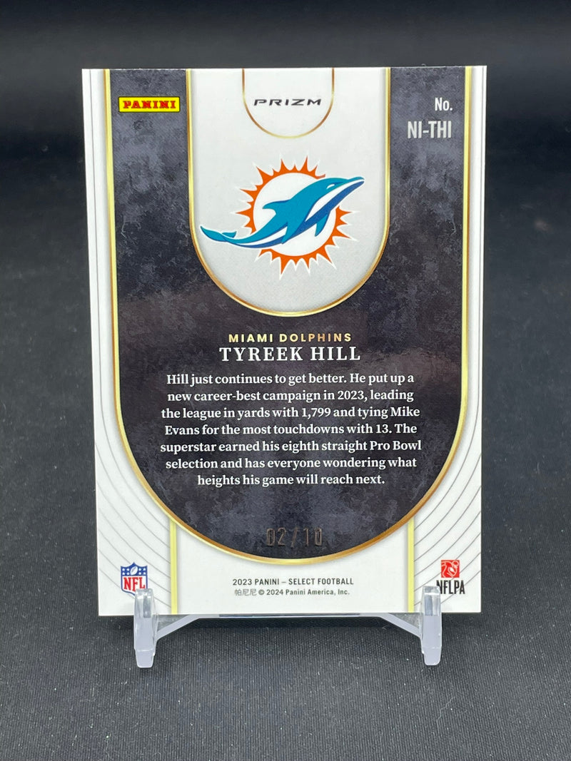 2023 PANINI SELECT - GOLD PRIZM - NEON ICONS - T. HILL - #NI-THI - #'D/10