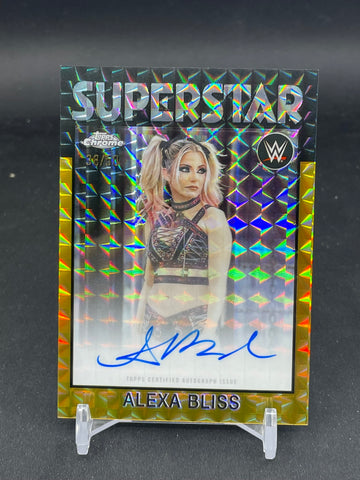 2026 TOPPS CHROME - GOLD GEOMETRIC - 1986 - ALEXA BLISS - #86T-AB - #'D/50 - AUTOGRAPH