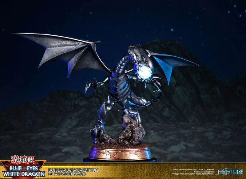 YU-GI-OH! BLUE-EYES WHITE DRAGON PVC STATUE *EXCLUSIVE SILVER EDITION*