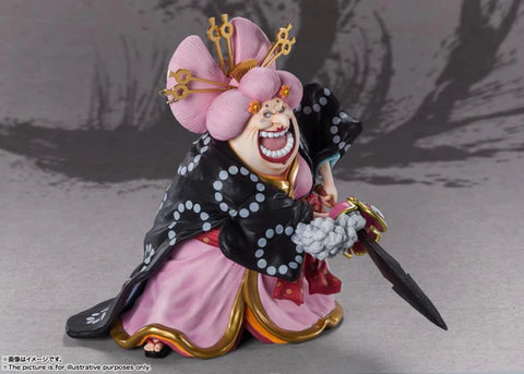 FIGUARTS ZERO ONE PIECE CHARLOTTE LINLIN OIRAN FIGURE