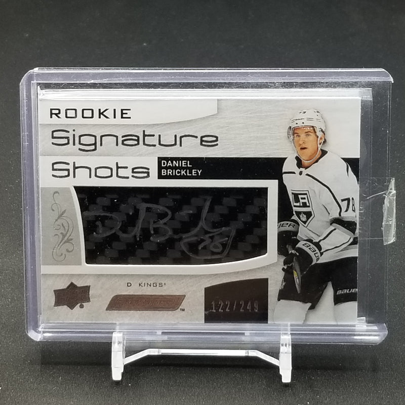 2018 UPPER DECK ENGRAINED - ROOKIE SIGNATURE SHOTS - D. BRICKLEY - #RSS-DB - #'D/249 - RELIC - AUTOGRAPH - RC