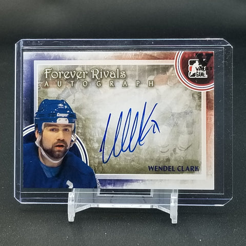2011 IN THE GAME VAULT - FOREVER RIVALS - W. CLARK - #A-WC - AUTOGRAPH