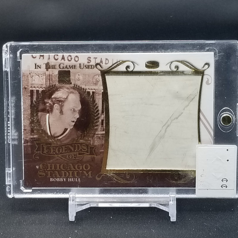 2016 LEAF IN THE GAME - LEGENDS OF CHICAGO STADIUM - B. HULL - #LCS-01 - #'D/7 - STADIUM RELIC