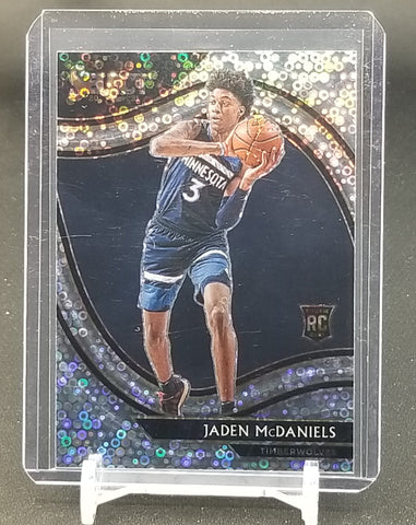 2020 PANINI SELECT - COURTSIDE - SILVER DISCO PRIZM - J. MCDANIELS - #273 - RC