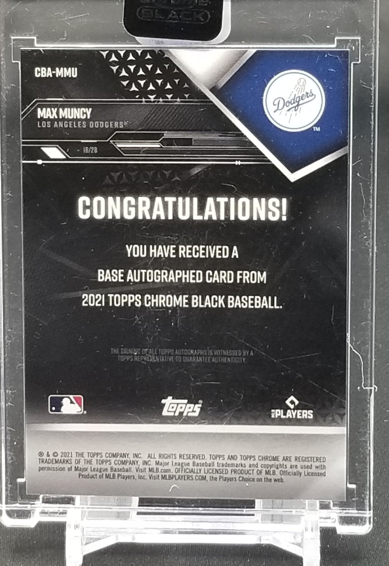 2021 TOPPS CHROME BLACK - M. MUNCY -