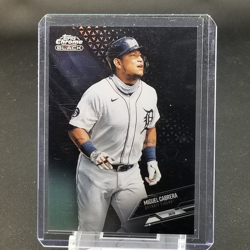 2021 TOPPS CHROME BLACK - REFRACTOR - M. CABRERA - #37 - #'D/199